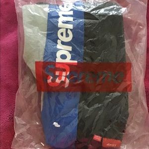 Supreme sweatshirt